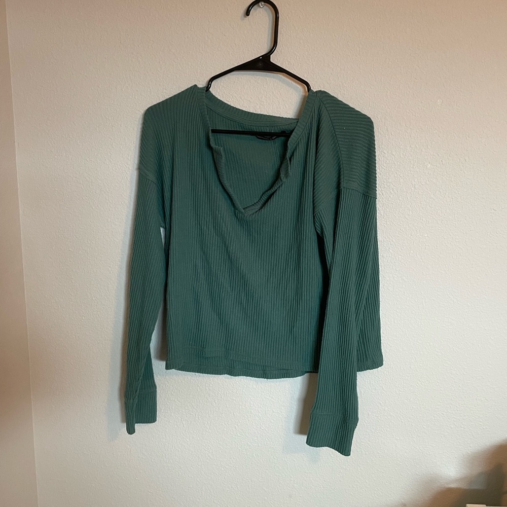 ABERCROMBIE LONG SLEEVE